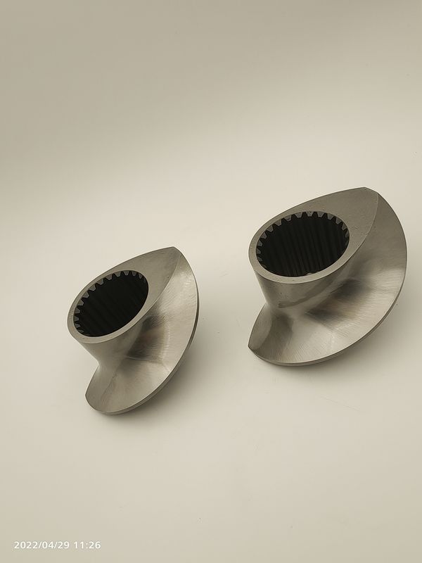 อุปกรณ์เสริมเครื่องบดกรีเนียเตอร์ Twin Screw Extruder Granulator Meshing Covey Screw Element จาก 12 มม -300 มม
