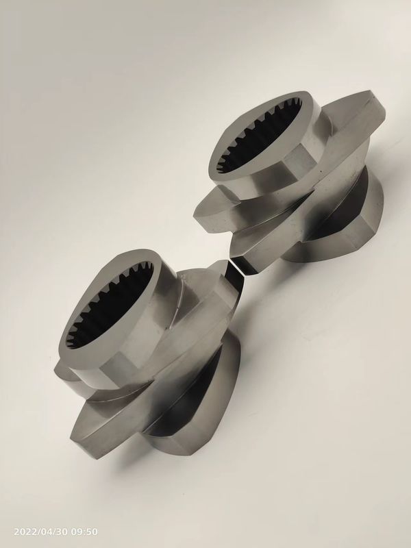 เครื่องบดสกรูคู่ Elemenet คล็อคคัดคล้อง Meshing Block ทนทานต่อการเกรด